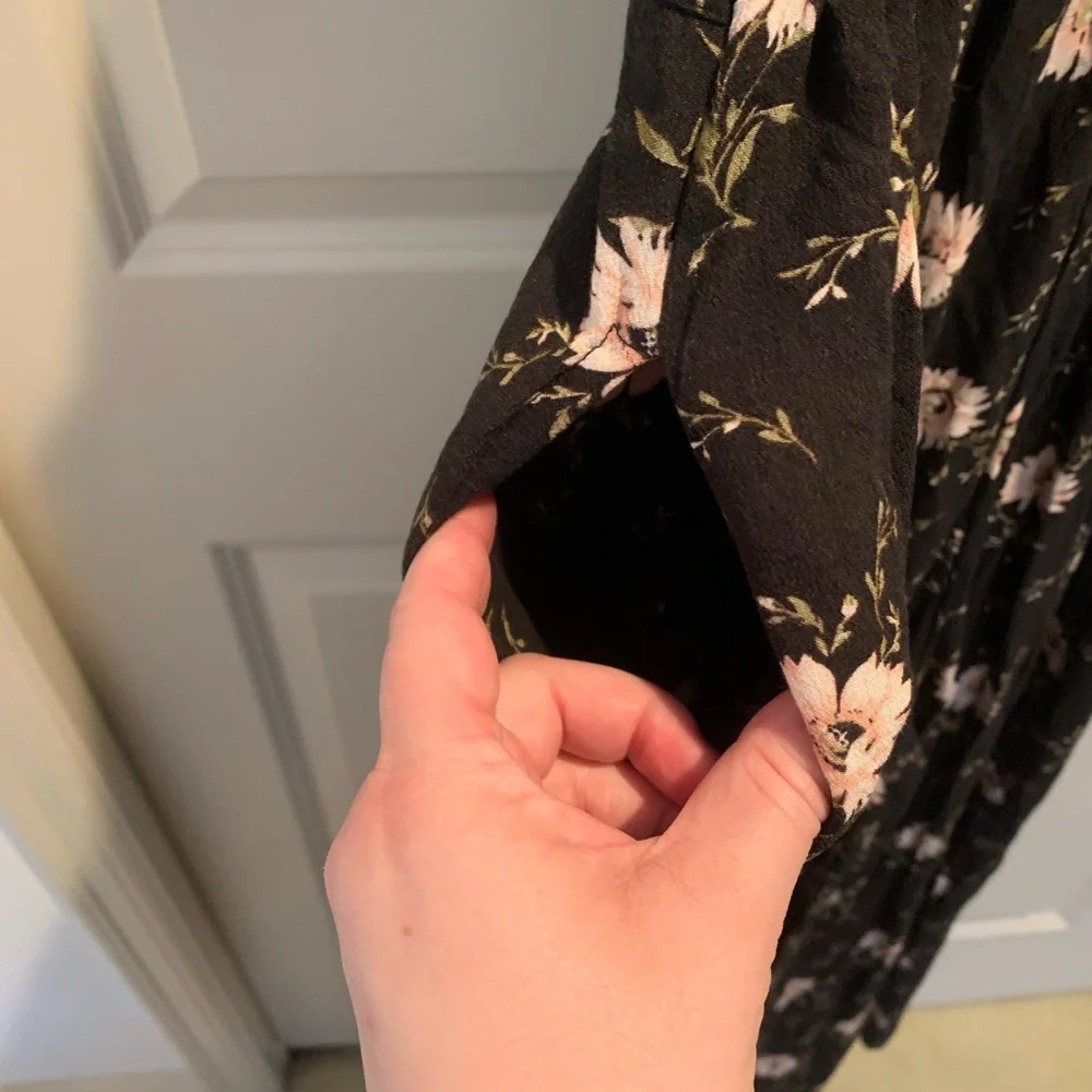 American Eagle Outfitters Floral Jumpsuit L Short - Picture 6 of 8